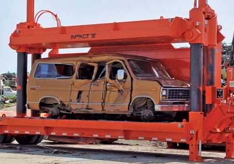 scrap-yard-car-crushing